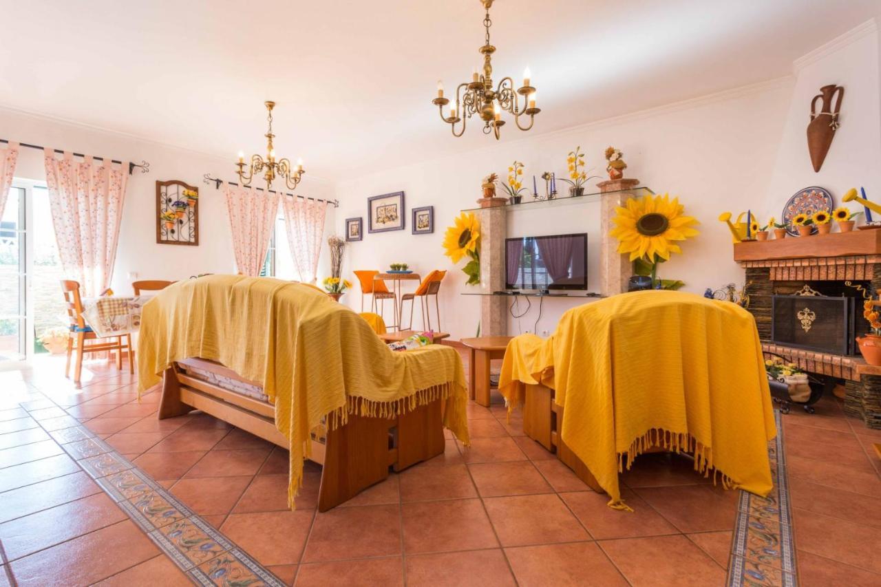 Sunflower Villa By Seewest Lagos Eksteriør billede